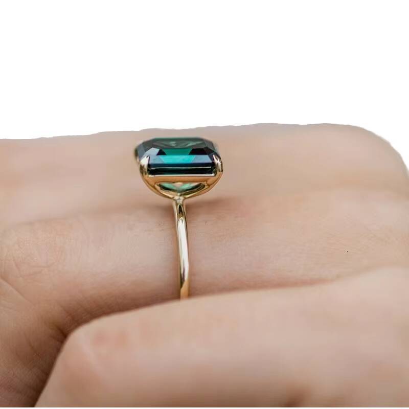 Minimalist Style Anniversary Promise Fine Ring Solid 14K Gold Brilliant Lab Created Emerald Solitaire Engagement Ring