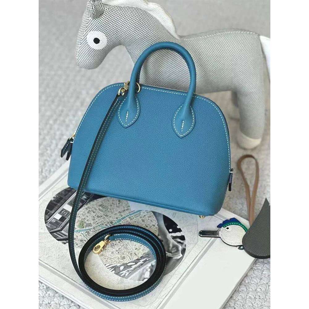 Leather Ell Handbag Women S Commuter Faion Retro Crossbody Bag Soft Handle Zipper Closure Casual Scene