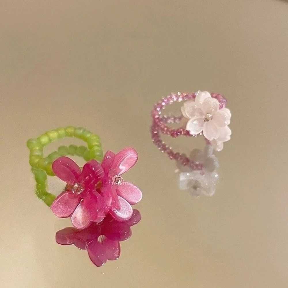 New Romantic Cute Violet Flower Ring Spring Summer Elastic Beaded Rings for Women Friends Korea Finger Jewelry Accessories Gift Z251017