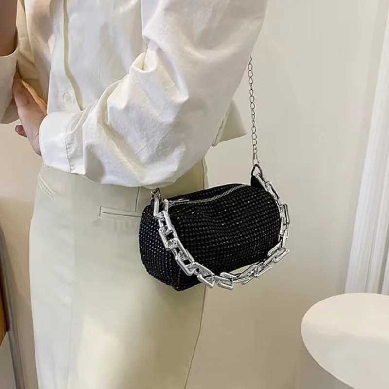 Luxury Rhinestone Bucket Bag Glitter Chain Prom Purse Womens Dinner Package Fashion Female Shoulder Bag Z251017