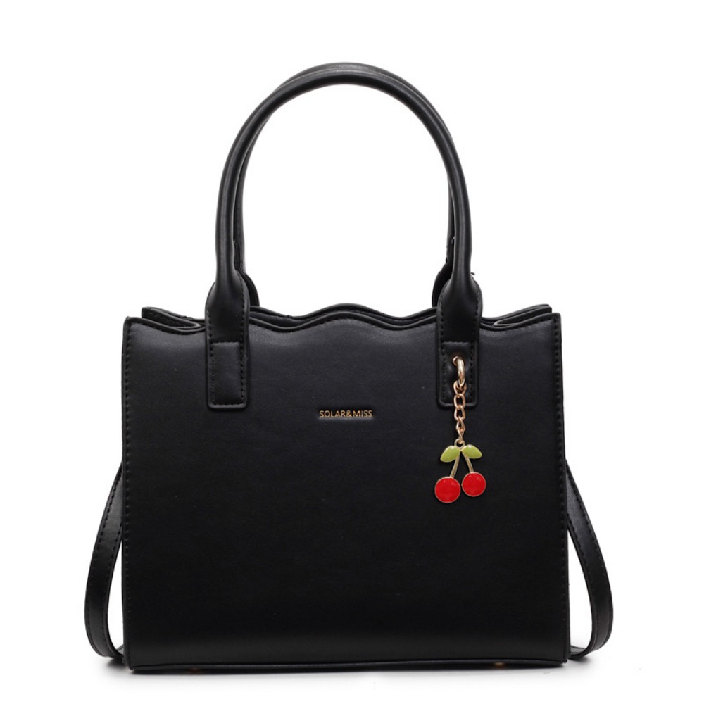 Elegant Red Large-Capacity Women's Purse Perfect Companion for Special Occasions