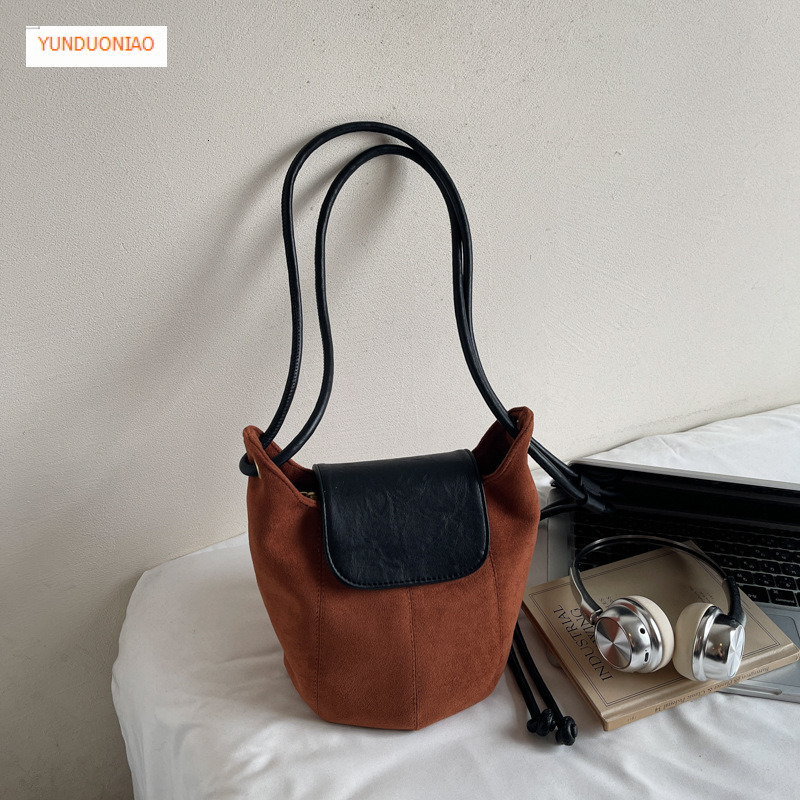 2025 Luxury handbag new autumn and winter designer bag women's crossbody bag retro style matte bucket bag women's shoulder bag