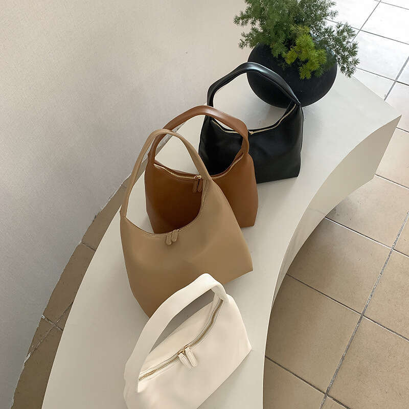 Korean Style Underarm Niche High-End Large Capacity Shoulder Casual Versatile Simple PU Soft Leather Bag For Women B5