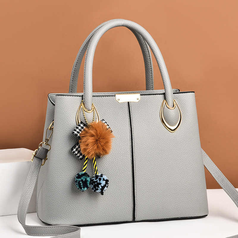 Designer bag New minimalist and stylish versatile handbag with trendy large capacity tote bag for woman white blue black grey red