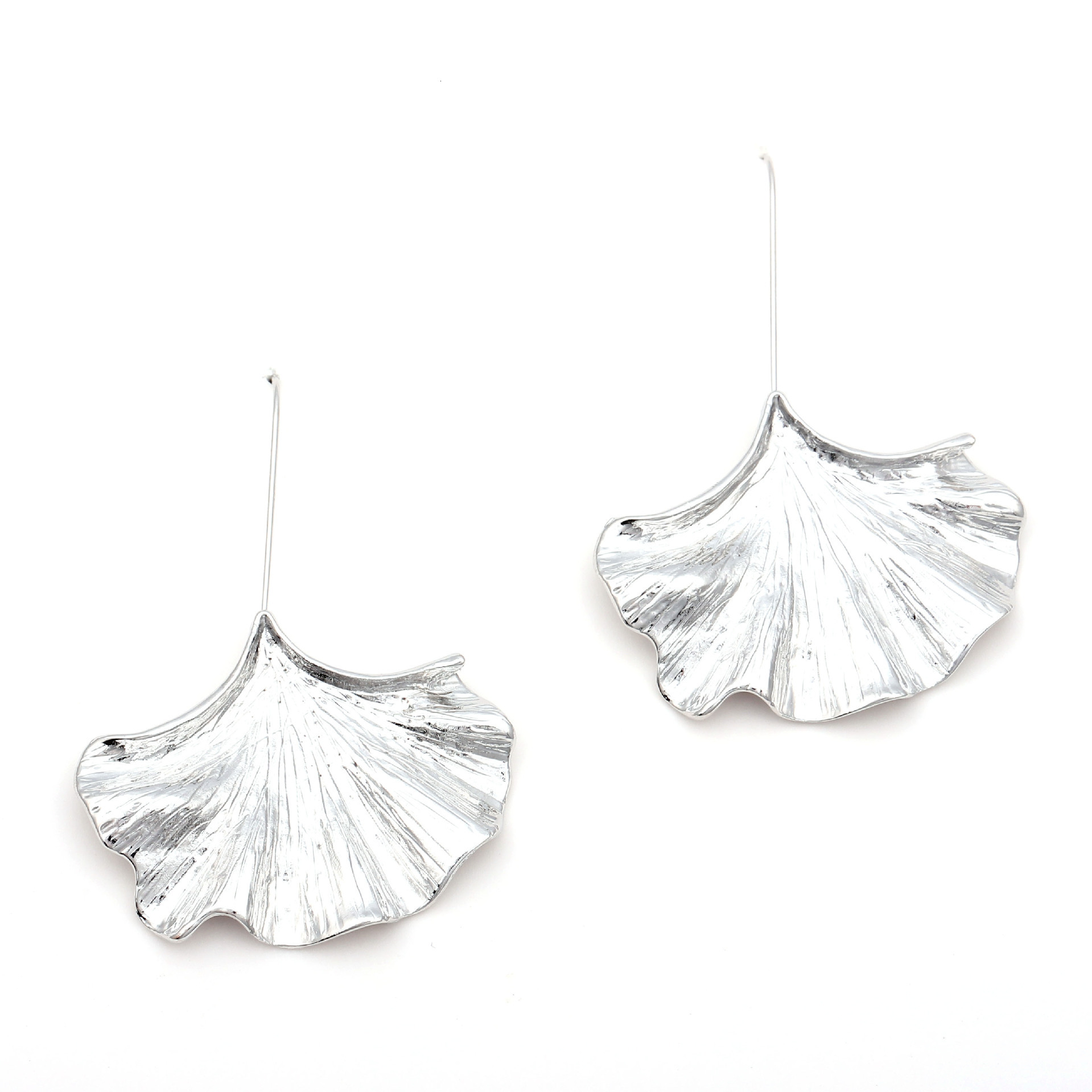 Earrings designer Fashion Elegant Exaggerated Simple Creative Metal Texture Ginkgo Leaf Alloy Earrings gift for girls free shipping