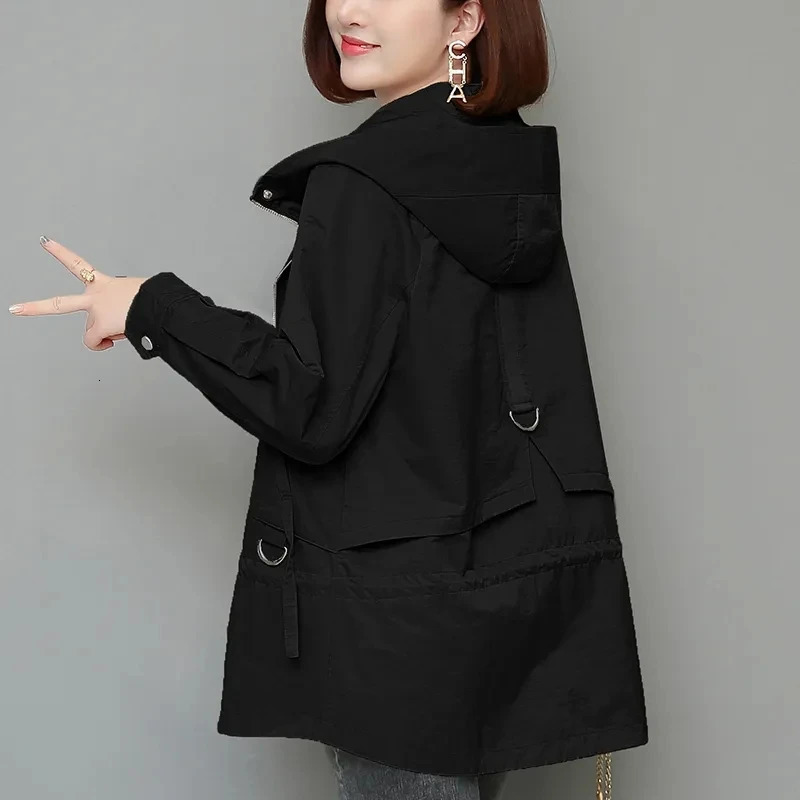 Mothers Windbreaker Womens Spring And Autumn MiddleAged Mothers Loose And Thin Coat Korean Lining Trench Hooded 3XL 251013