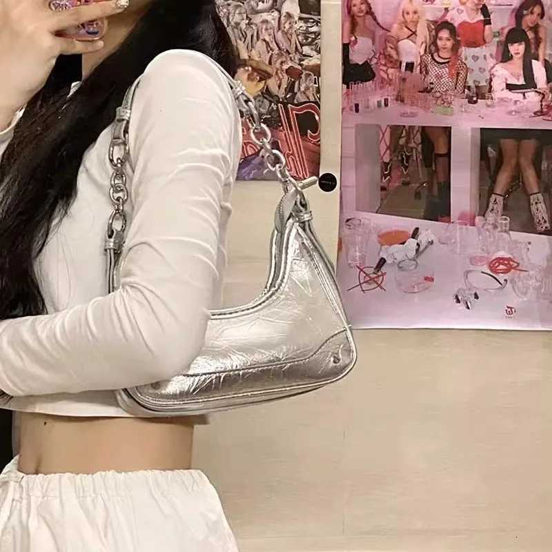 2025 Wen Bag Underarm Bag Chain Handbag Wens Shoder Bag Fem Crossbody Bag Pu Sier Black Handbags Cluh Purse D251017