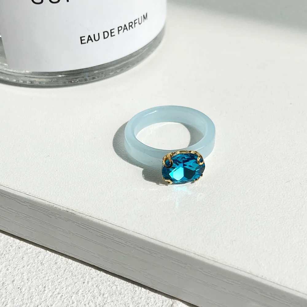 HI MAN Fashion Simple Inlaid Colorful Zircon Resin Ring Women Sweet Cute Birthday Party Commemorative Jewelry Gift Z251017