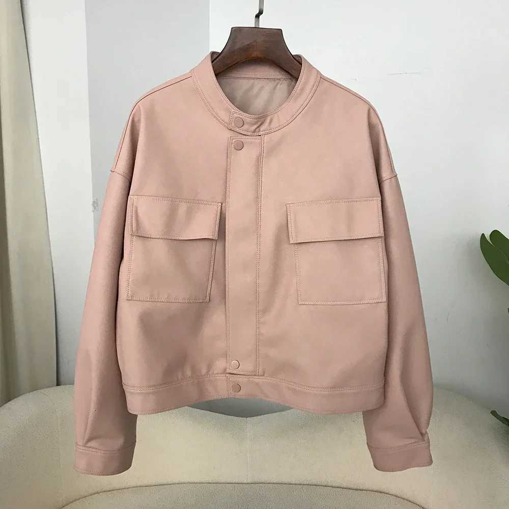 Autumn Leather Coat with Pockets Biker Jacket Women Ladies Vintage Solid Short Bomber Outerwear Retro New Spring AutumnT251017
