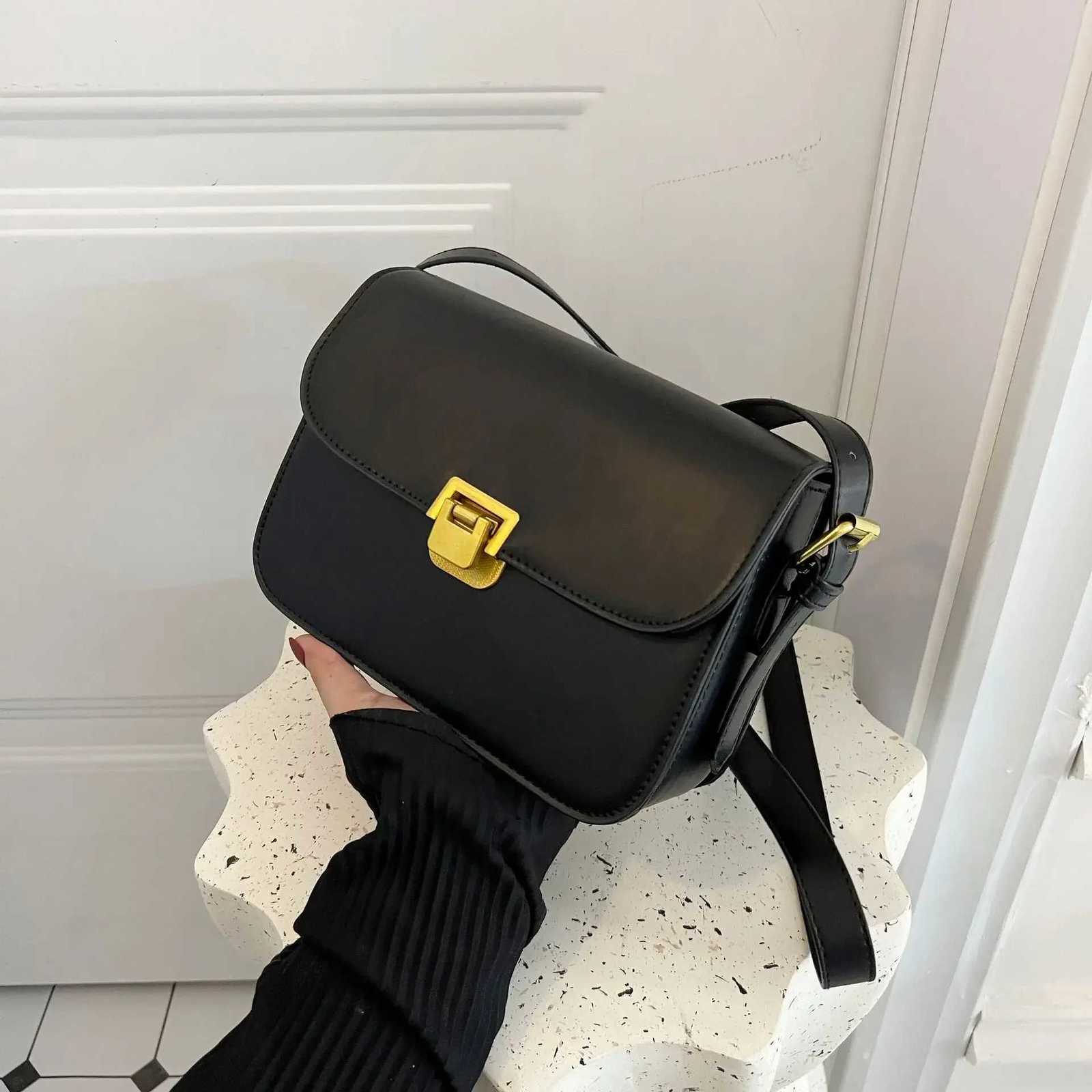 Luxury Designer New Wens PU Leather Shoder Bag Trend Brand Small Square Bags Handbag Fi Messenger Bags Underarm Bag1 D251017