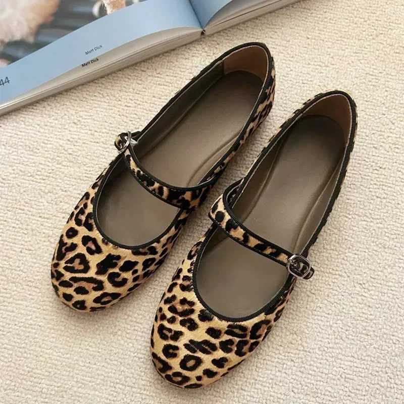 Luxury Brand Designer Leopard Suede Mary Jane Shoes Women Metal Belt Buckle Nonslip Soft Bottom Ballet Shoes Light Cozy Flats Z251015