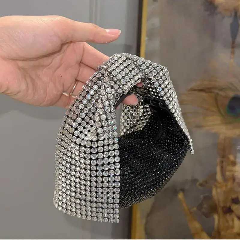 Light Luxury Fashion New Sparkling Diamond Bow Handbag For Women Evening Dress Banquet Temperament Cosmetic Storage Bag Trend Z251017