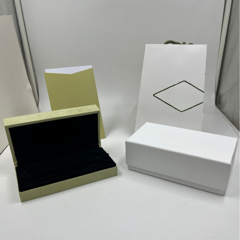 Luxury classic clover designer jewelry box case with bag light green top grade earrings necklace bracelet ring bangle jewellery boxes cases bags gift box