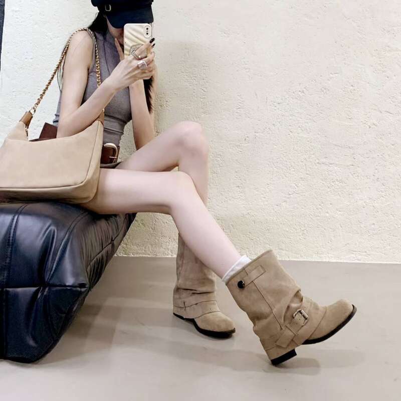 Cameido Women's Suede Leg Tube Retro Belt Buckle Pleated Stackable Mocha Western Boots
