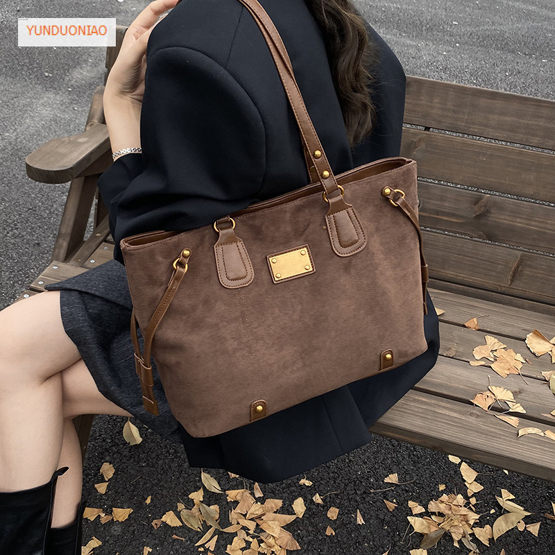 New autumn and winter designer bag new luxury handbag large capacity versatile commuting bag simple style women's shoulder bag