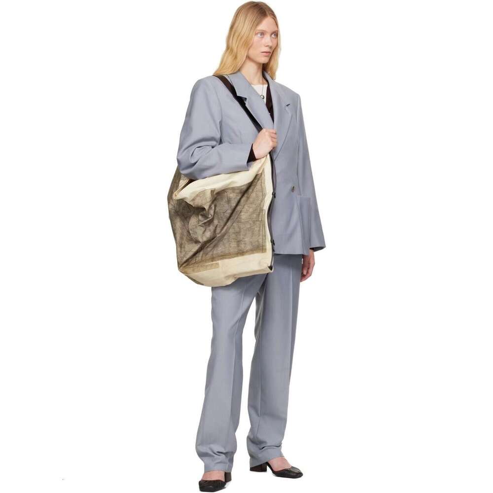 Lemai*E Collaboration 25Ss Hand-Painted Canvas Casual Minimalist Style Printed Shoulder Tote Bag Large Capacity