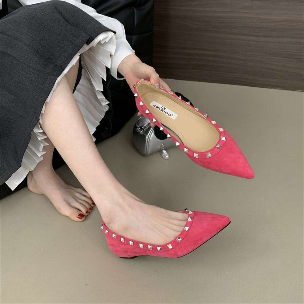 Women's Designer Shoe Petite Pointed Toe Hidden Wedge 2.5CM Sole Suede Rose Red Studded Shallow Sexy Low Heel Single Shoes Date Night Essential