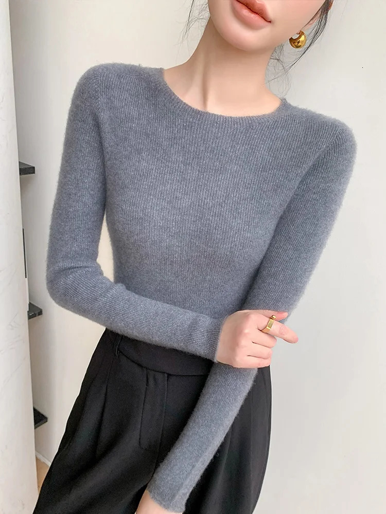 CHICUU Autumn Winter Women Cashmere Sweater Slim Oneck Pullover 100 Merino Wool Knitwear Basic Bottom Korean 251013