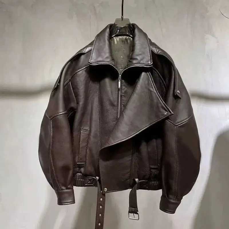 Autumn Winter Fashion Niche Highend Black PU Leather Jacket Women Retro Street Loose Versatile Harajuku Casual Leather JacketT251017