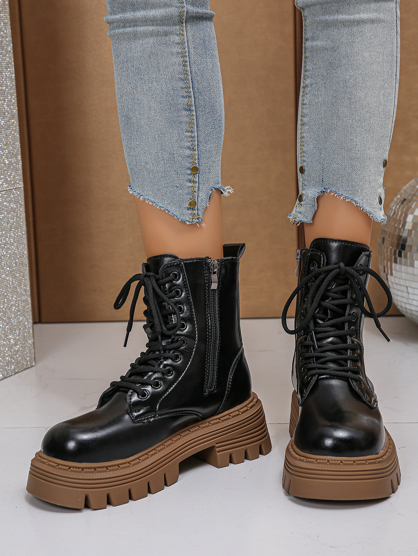 Autumn-Winter Collection: Stylish Women's Chunky-Laced Ankle Boots