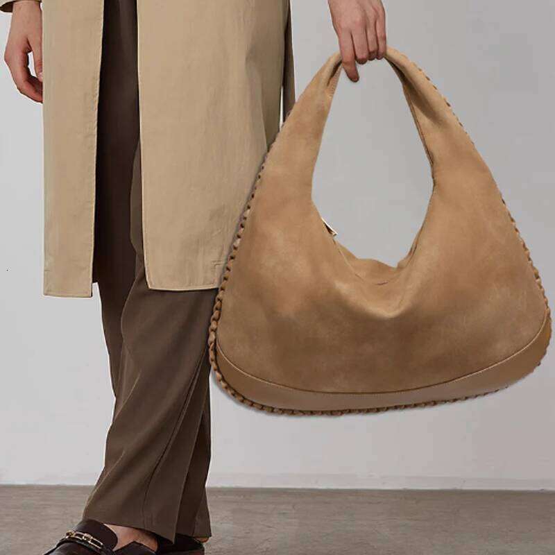 Designer Bags New Suede Frosted Shoulder Retro Large Capacity Commuting Armpit Hand Carried Versatile Fashion Crescent Bag Hot Selling