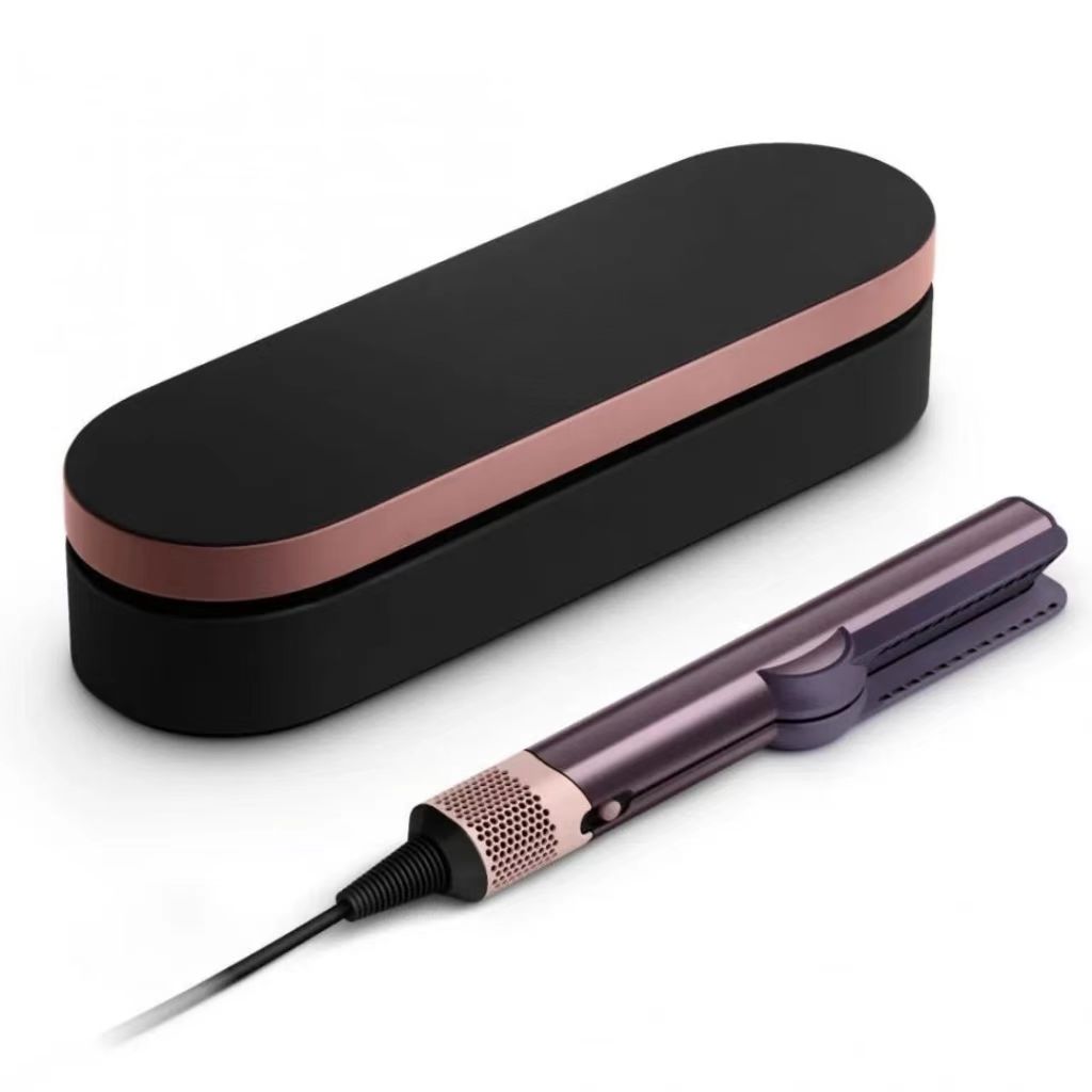 The straightening iron has the same exquisite leather case as the original model.