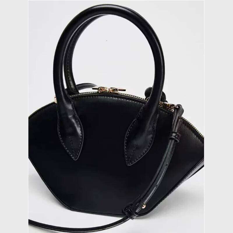 Designer Bags Designer Shoulder Large Capacity Fashion Women Handbag New Trapezoid Trendy Crossbody Fan-Shaped Bucket Bag Hot Selling