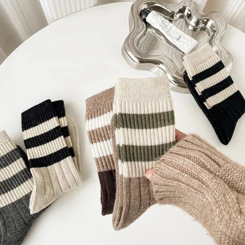 1 3 5 Pairs Women Striped Midcalf Socks Autumn Winter Thermal Knitted Socks Brown Retro Slouch Boot Socks Casual Daily EU 3542 251017