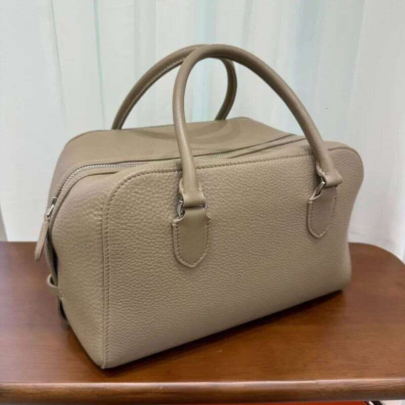 Light High Quality First-layer Cowhide Boston Shafee Line Bowling Premium Leather Women's Large-capacity Pillow Bag