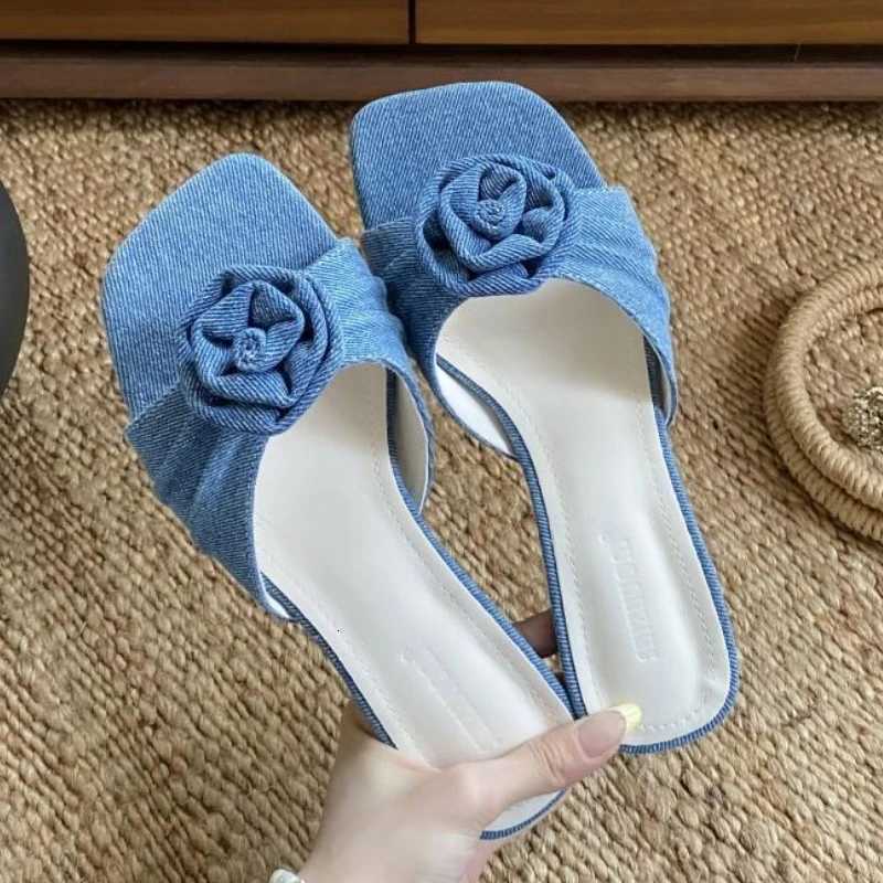 Summer Fashion Pleated Floral Slippers Women Sexy Square Toe Kitten Heel Slide Sandals Elegant Comfortable Brand Designer Shoes Z251015