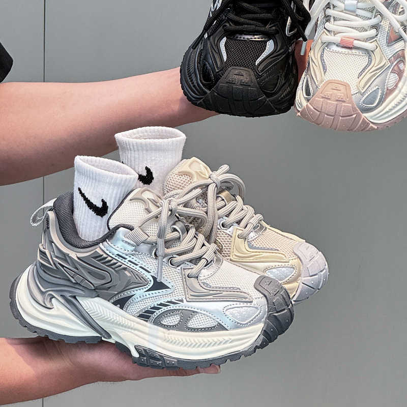 Childrens Rattlesnake silver Boys Dad Shoes Black Irregular Pupil Cat Eye Girls Outdoor Sports Shoes Soft Sole Trendy W251017