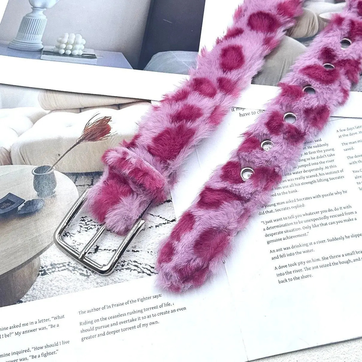 Original Y2K n leopard print belt for trendy girls subculture plush accessory Rustic fur hat Retro leather belt 251010