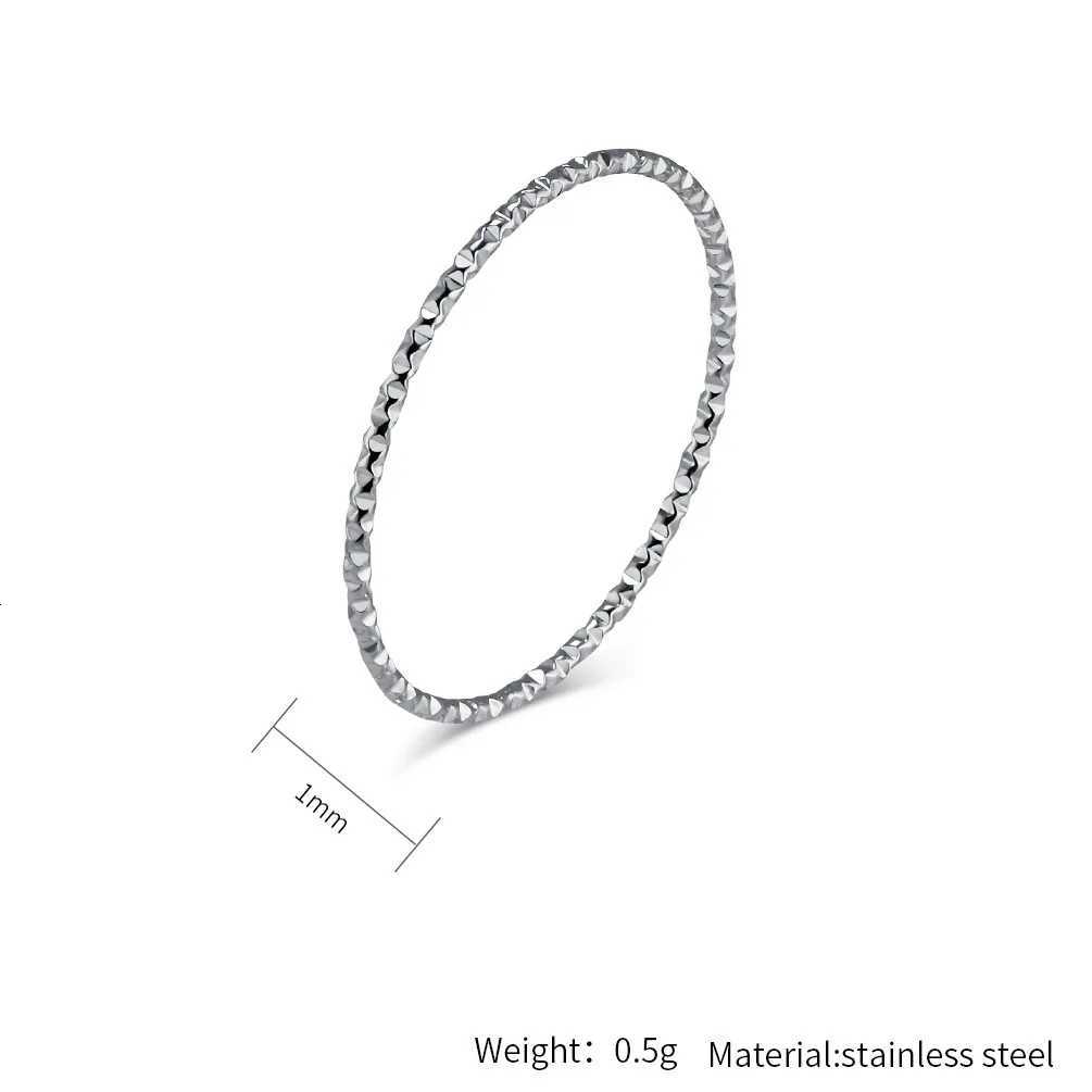 New Classic 1mm Stainless Steel Rings for Women SilverGold Color Thin Ring Waterproof JewelryW251017