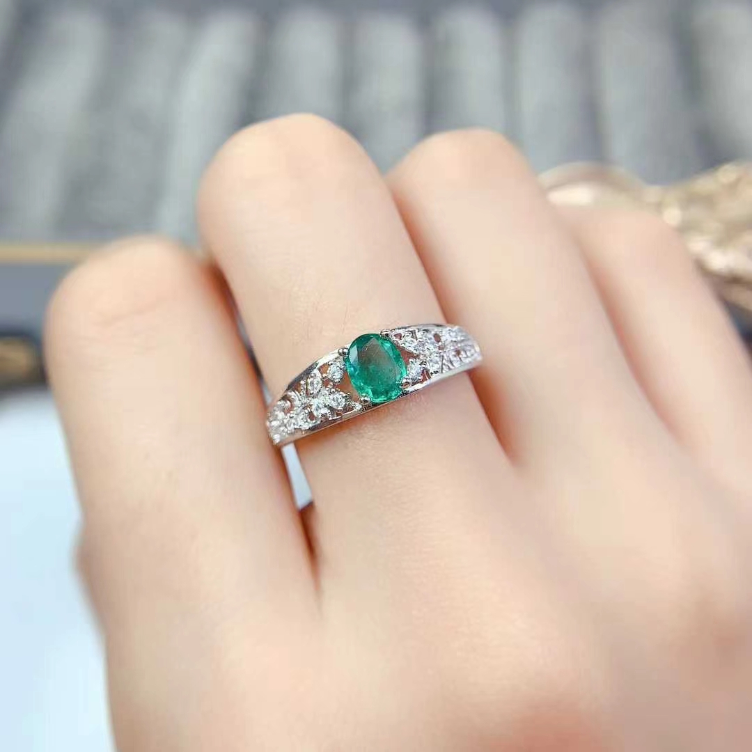 Genuine emerald ring 925 silver gemstone jewelry 4mm*6mm 0.4ct Colombian emerald jewelry with certificate