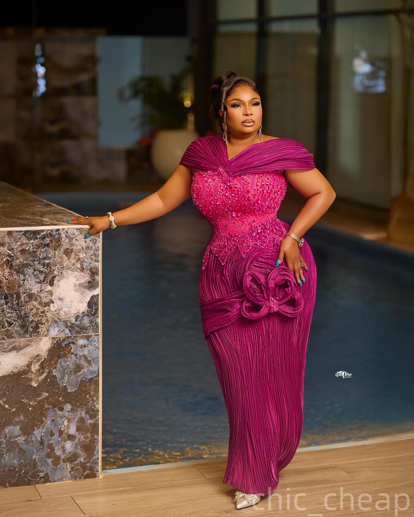 Sheath Fuchsia Plus Size Prom Dresses 2025 Beaded Crystals Stylish Evening Formal Party Second Birthday Engagement Gowns Dress For Special Occasions