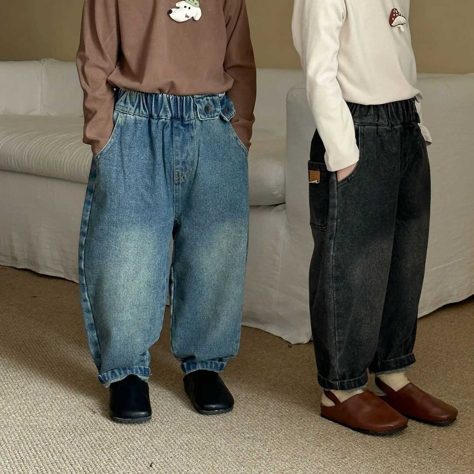 2025 Winter New Children Fleece Denim Trousers Solid Boys Casual Pants Plus Velvet Thick Baby Girls Warm Jeans Kids ClothesT251017