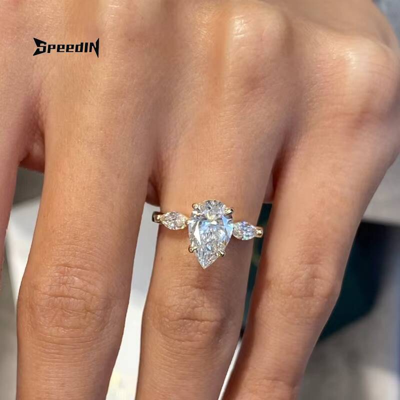 Custom 812mm 4cartat Pear Shape Ice Cut Lab Grown Diamond 18K Yellow Gold Engagement Ring for Women
