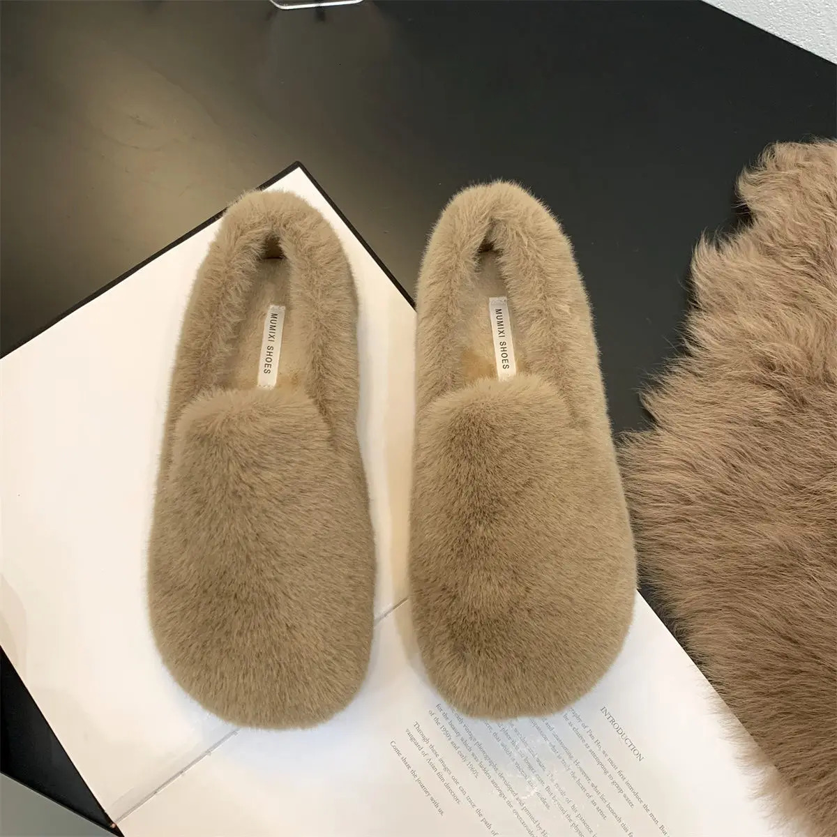 Black Downy Slip On Loafers Women Warm Winter Flat Fluffy Shoes Soft Sole Beige Fur Moccasins Mom Granny Furry Ballet Flats 251013