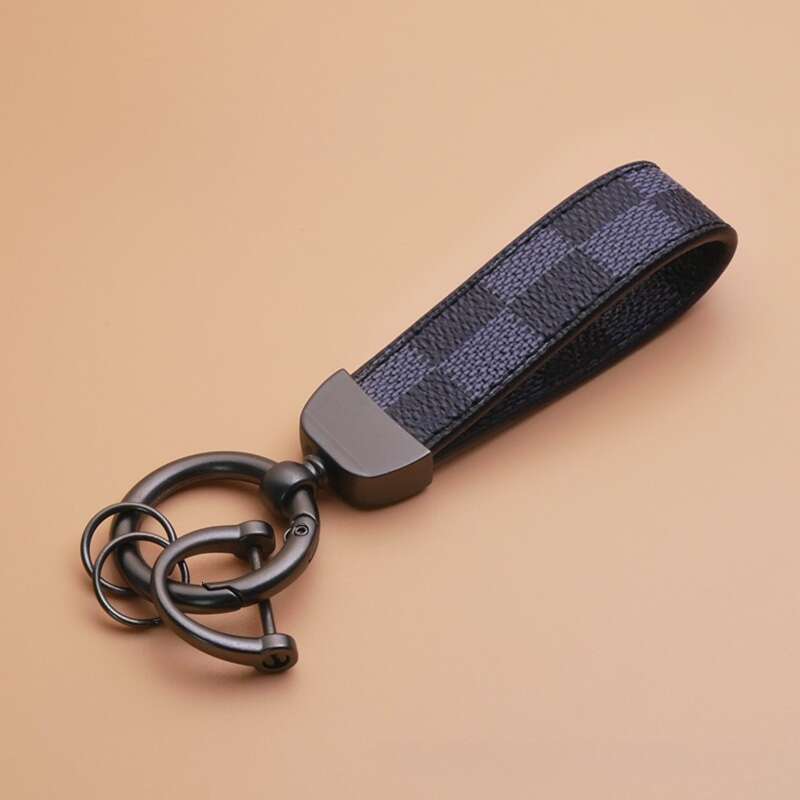 Trendy Brand Presbyopic Leather Men's Keychain Car Waist Hanging Horseshoe Buckle Durable and Wear-resistant