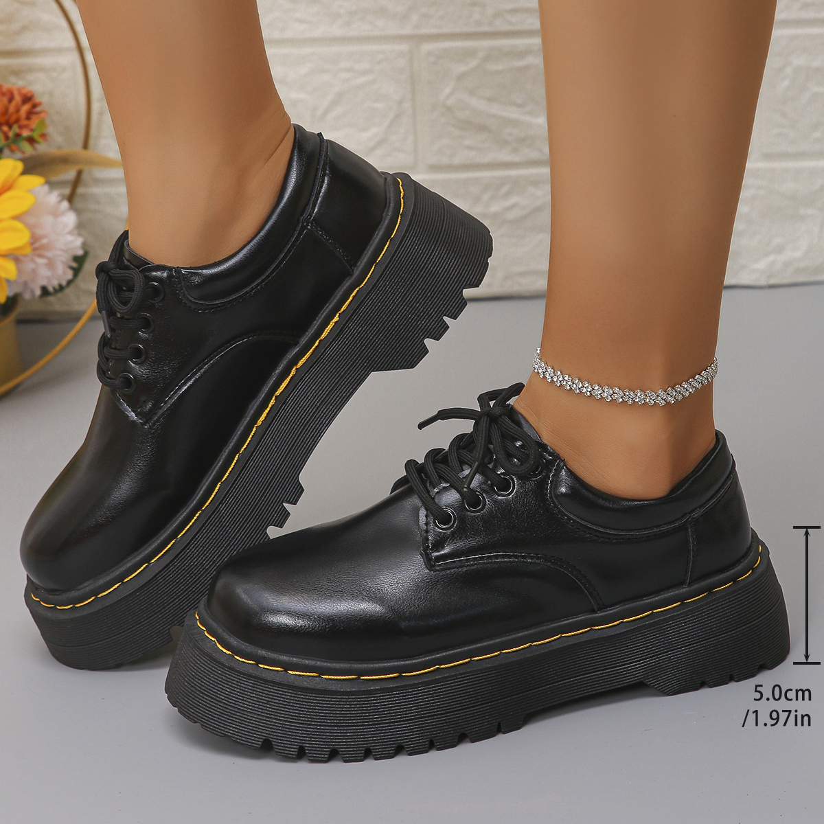 Women's Leather Round-Toe Low-Top Ankle Boots with Platform Soles for Students