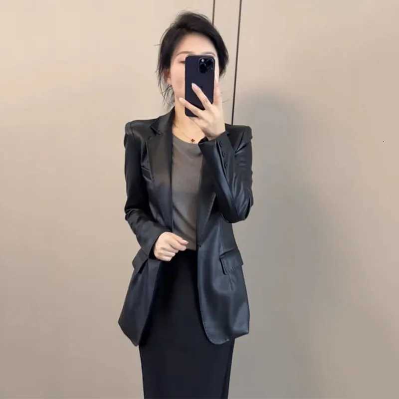 High End Black Leather Jacket for Women 2026 New Spring Autumn Fashion Slim PU Leather Suit Jacket Motorcycle ClothingT251017