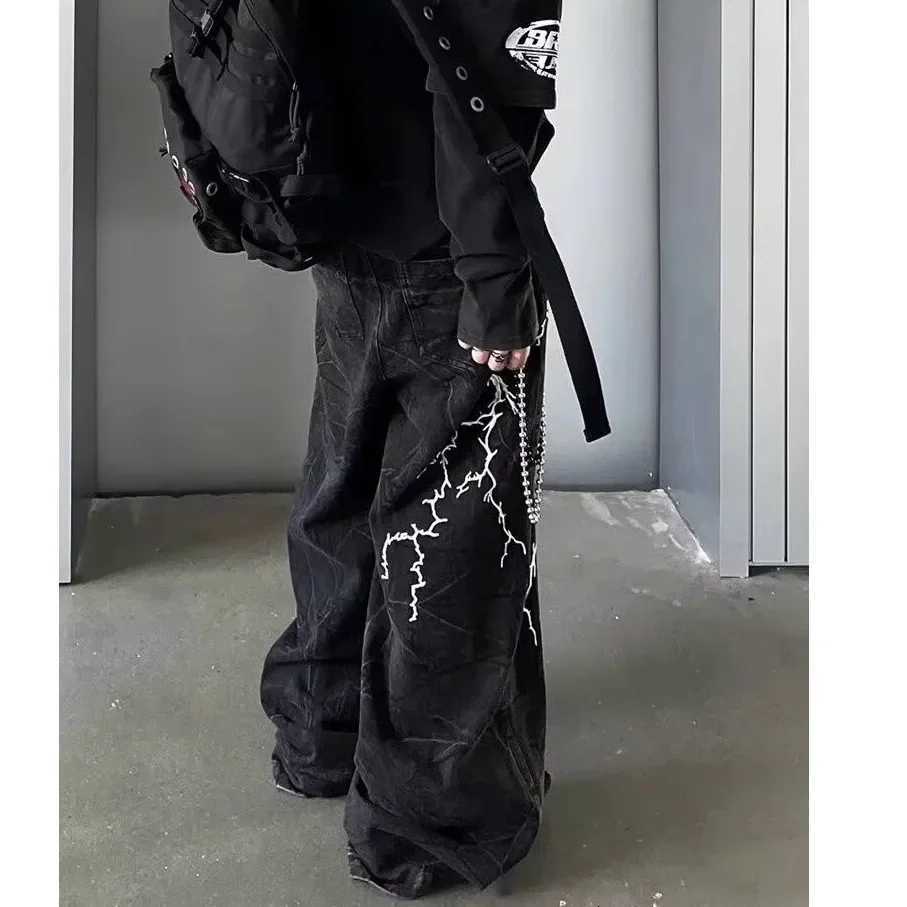 Vintage 1 Style EmbroideRed Bolt Jeans For Men And Women Casual Loose Fit Straight Leg Hip Hop Streetwear1 Y251105