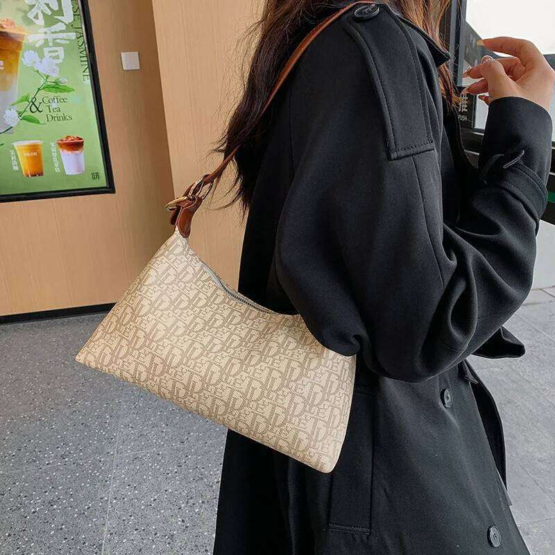 New Letter Shoulder Women's Simple Retro Messenger Bag High-end Atmosphere Casual Temperament