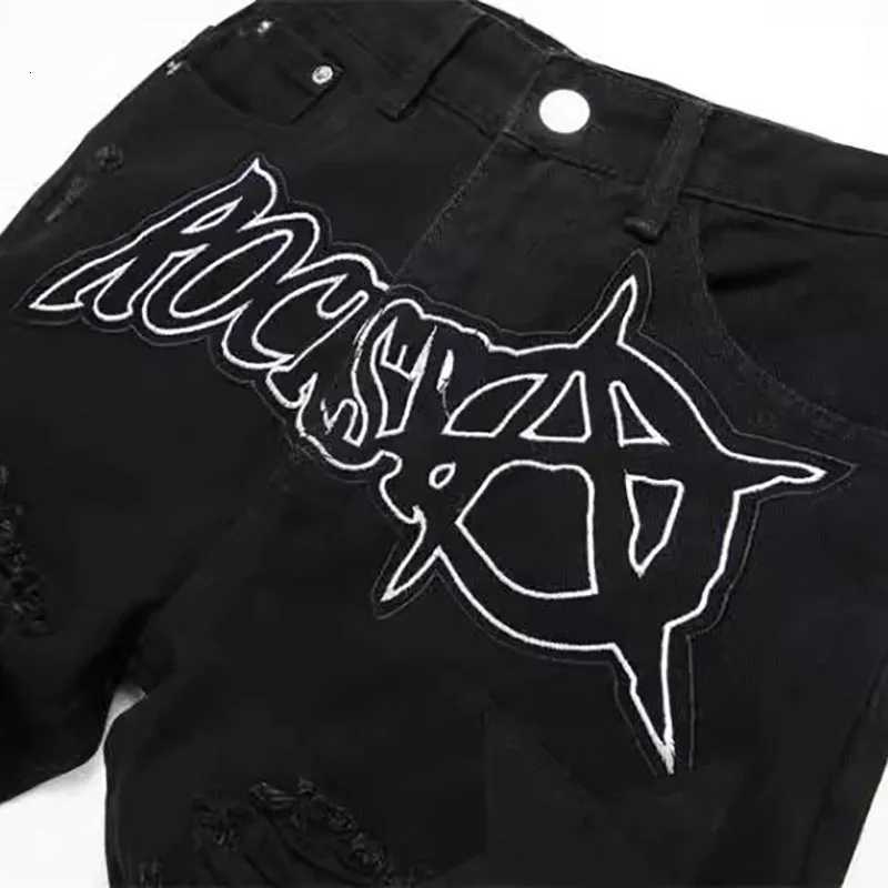 Autumn And Winter Retro Black Ripped Jeans MenS Straight Leg Pants Pentagram Patch Casual Jeans Pants Y251105