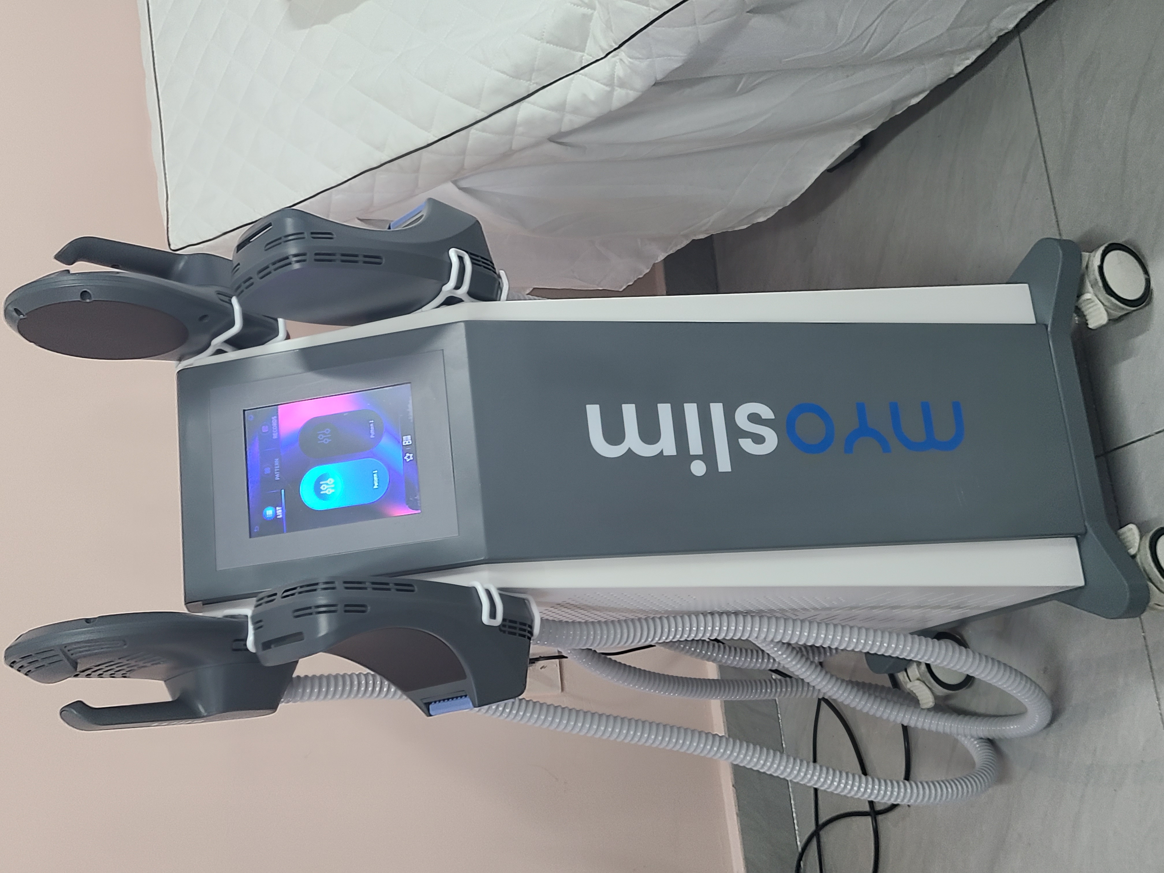 Ems Neo Electromagnetic Stimulate Sculpting Muscle Machine Nova MYOSlim RF Body Slimming Reduce fat Build Muscles Machines Suitable for Spas