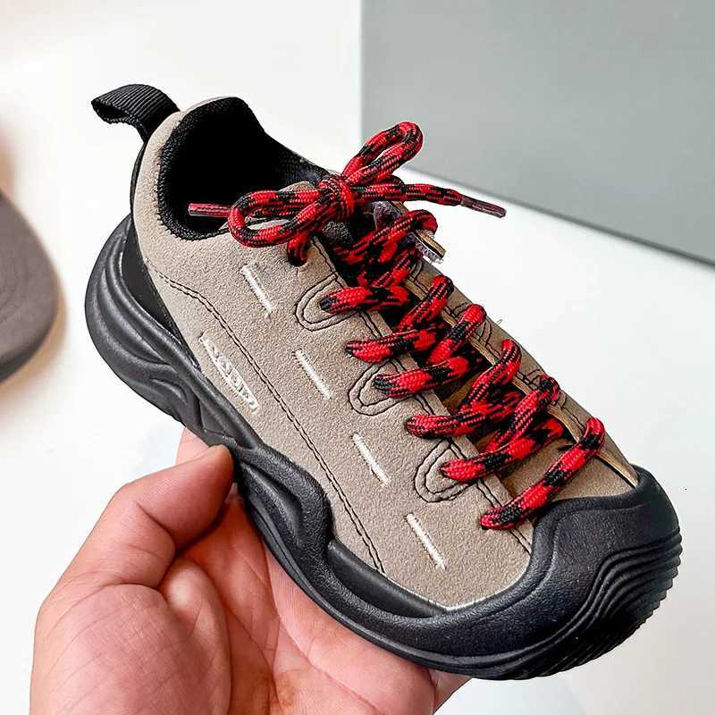 Childrens Casual Sneakers 118 Years Old Leather Boys Girls Single Shoes Four Seasons Khaki Soft Nonslip Kids Outdoor ShoesT251017