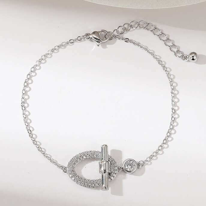 Small Q-shaped Pig Nose Simple Exquisite Super Shiny Full Dia Niche High-end K Gold Bracelet New Jewelry