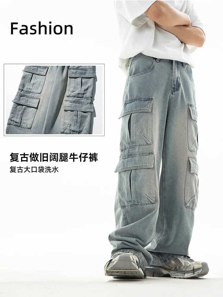 Mens workwear multipocket jeans distressed washed retro Japanesestyle casual pants loose trousers Y251105