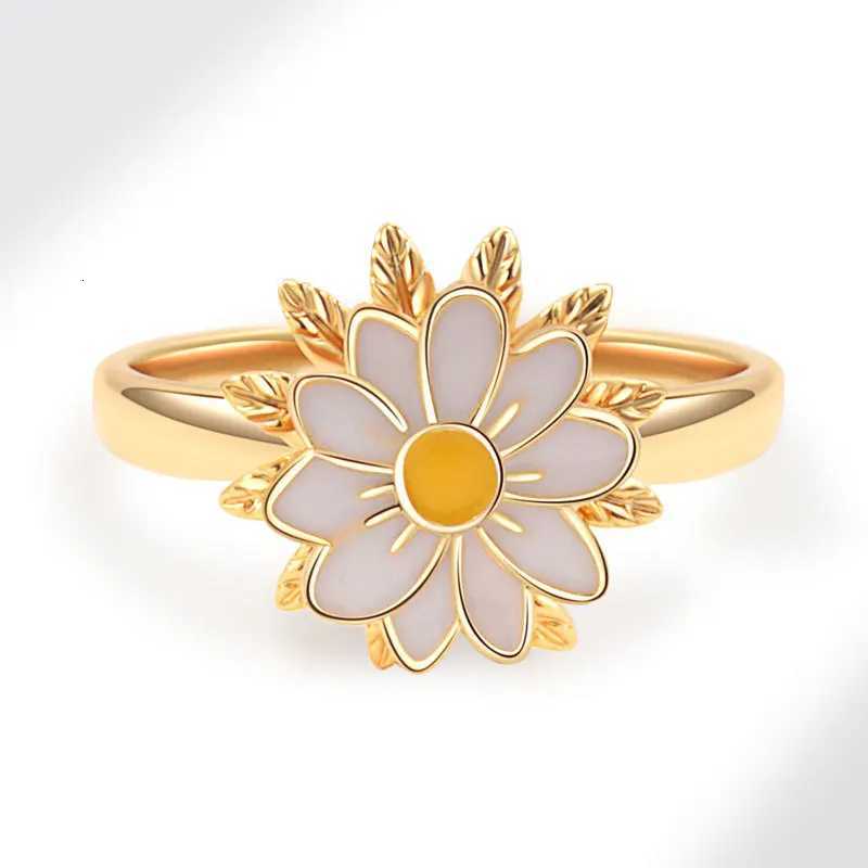 Enamel Daisy Flower Plant Anxiety Knuckle Ring For Women Golden Metal Copper Rotate Freely Ring Fidget Spinner Anillo AjustableW251017