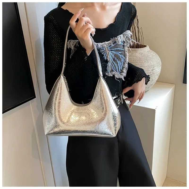 Zipper PU Spicy Girl Colorf Sier Underarm Bag 2025 New Advanced Sensory Stick Shoder Bag Design Half Mo Wens Bag1 D251017